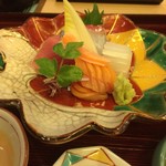 山玄茶 - 向付・「赤貝」「ヨコワ」「縞鯵」「明石の鯛」「剣先烏賊」山葵醤油・ポン酢マスカルポーネで