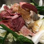 富鶴 - ホルモン鍋  これで一人前！