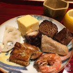 銀座 しのはら - 才巻海老の素揚げ・海老芋の唐揚げ・レンコン・蛸・鴨・玉子しんじょ・穴子　など