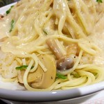 アーモンド - 明太子クリームソース（大盛）1,000円（コーヒー付き）