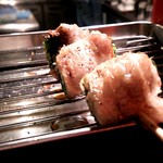 新小屋 - 風味と食感が素晴らしい「春菊の豚バラ巻」