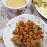 インド･パキスタン料理 ホット・スプーン - チャイとスイーツ（サービス）