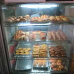 Lok Heung Yuen Coffee Shop - 