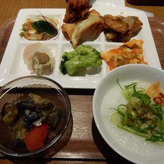 ブッフェ グランチャイナ_1