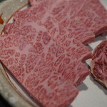 焼肉牛庄 - 三角カルビUP