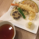 かあちゃん - にぎわい定食の天ぷら