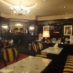 シュトラウス - 店内装飾は些か古めかしく感じますが、他にはあまり無さそうな雰囲気を感じ