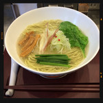 鶏 旨味塩そば 850円