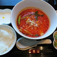御膳房 銀座店 - 胡麻風味担々麺 1,150円