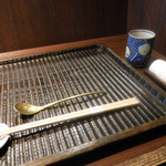 銀座 水野 - 内観；設え