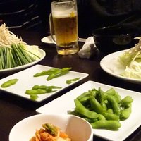 博多もつ鍋 やま中 赤坂店 - 野菜投入前。