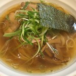 大阪麺哲 - 醤油ラーメン（700円）