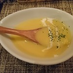 洋食カフェもみじ堂 - コーンポタージュ：スープ・サラダ・ライス