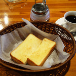 マコ - バタートーストセット
