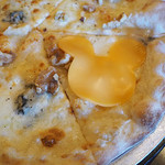 リストランテ　ディ・カナレット - ピッツァ、カナーレ・ベッロ（5種のチーズ）