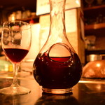 ステーキハウス亜伊由 - ～ステーキハウス亜伊由～
      飲み物、赤ワインデキャンタ♪