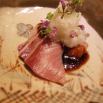 御料理 光安 - 能登産天然寒ブリ 辛味大根