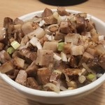 煮干そば 流。 - 肉めし(250円)