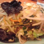 丸吉飯店 - 肉野菜炒め ７００円(税込)(2016年12月16日撮影)