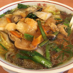 中国料理 牡丹飯店 - 豚肉と五目野菜のあんかけラーメン