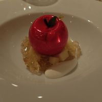 ガストロノミー ジョエル・ロブション - リンゴ飴