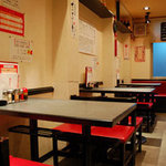 蘭苑飯店 - アットホームな店内