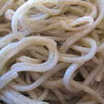 十割りですが､なかなかの細打ちです