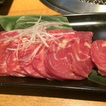 肉問屋直営店 焼肉屋 ニクマサ - 熊本産馬刺し 赤身