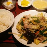 中華料理 華景園 - 豚肉とミックス野菜の炒め物。