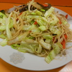 仁仙 - 焼きそば（野菜たっぷりでボリュームがあって美味しいです）