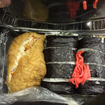 しみず食堂 - のり巻1本￥500円稲荷寿司￥130円/個デンブまで自家調理