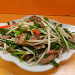 仁仙 - レバニラ炒め（食材を生かした絶妙な火加減で炒められています）