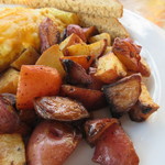 LULU'S WAIKIKI - 選べるサイドデッシュはご飯にもできましたがやっぱりポテトを選んでみました。
            