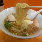 仁仙 - 麺リフト