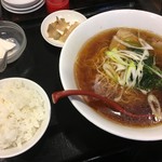 珉珉 - ラーメンセット+餃子 850円税込