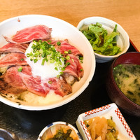 ぎんざ 阿吽 - 和牛のタタキ丼定食