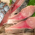 城喜元 - シメサバ・・どれも旨し