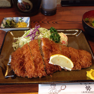 とんかつ勢八_0