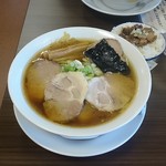 たまる - チャーシュー麺