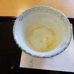 三友居 - 最初は玄米茶