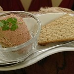 赤白 - レバームース