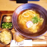 うどんや ぼの - かけうどんにトッピングで餡かけの珍しいスタイル！！Σ(･ω･ﾉ)ﾉ！