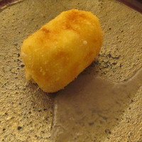 日本料理 晴山 - 松葉蟹クリームコロッケ　玉ねぎソース　あ～うっ
                  旨い(//∇//)