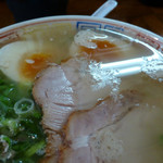 ラーメン煮玉子入り