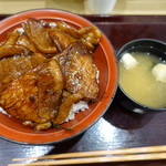 石焼きトンテキ ぶたを - 味噌汁付き