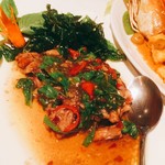 Bussaracum - ④Ped Yang Pad Kaprow Krob 290バーツ