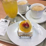 日比谷グリーンサロン - ショートケーキとコーヒー、オレンジジュース（＾∇＾）