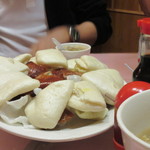 Happy Days Seafood Restaurant - 次は北京ダック。
            