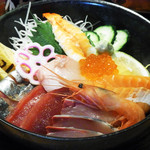 福寿し - 料理写真:季節の海鮮丼