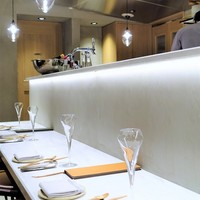 CINA New Modern Chinese - 店内　カウンター